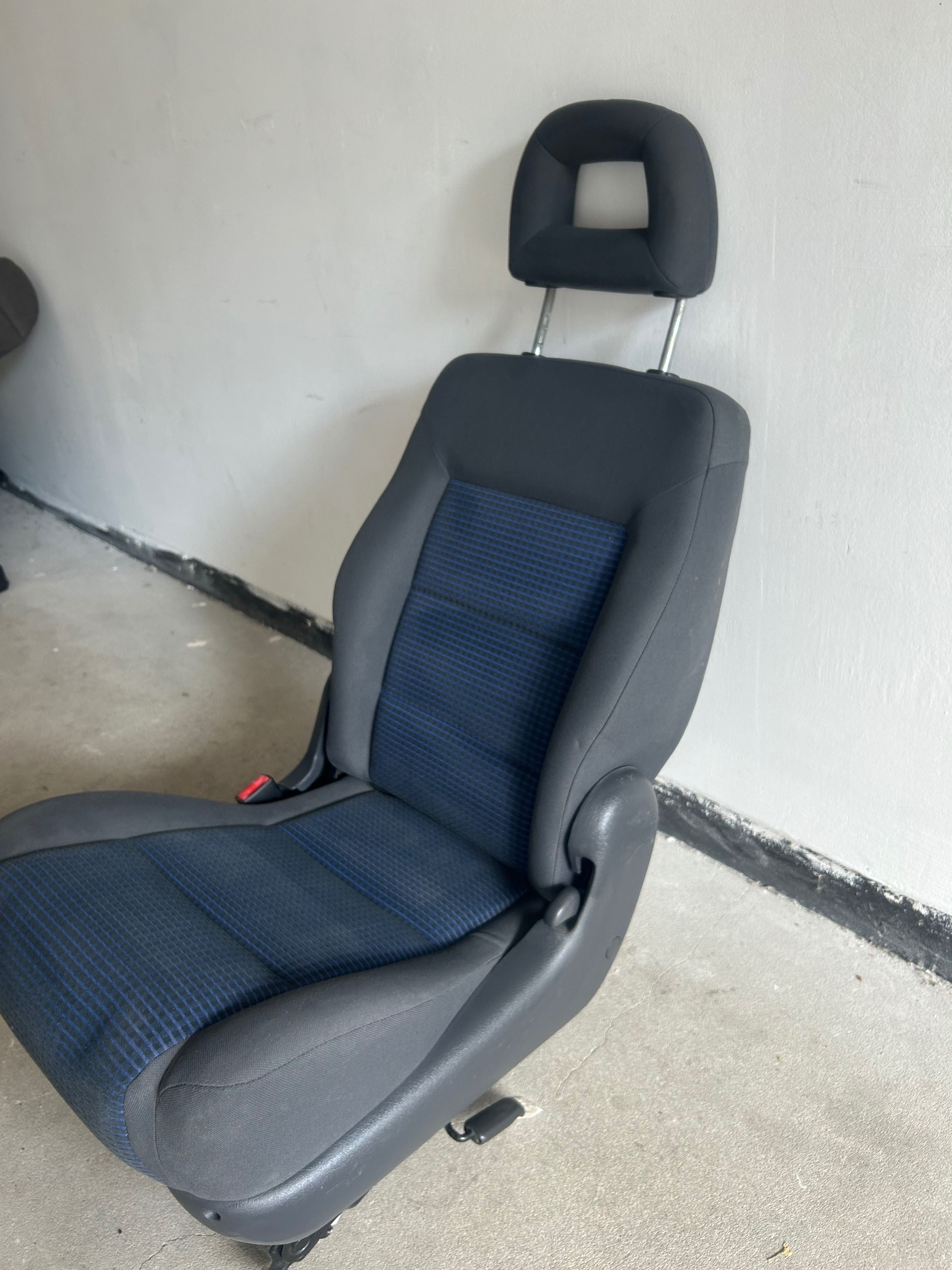 Fotel tylny, 3 rząd VW Sharan 2002