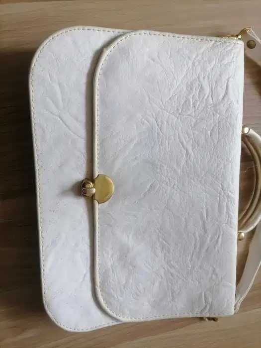 Skórzana biała torebka prl