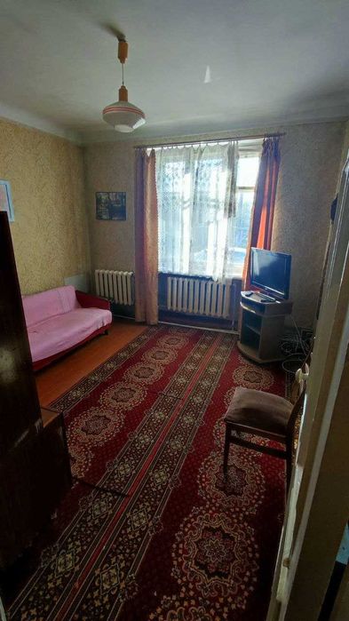 Продається квартира 3 кімнати 72м²