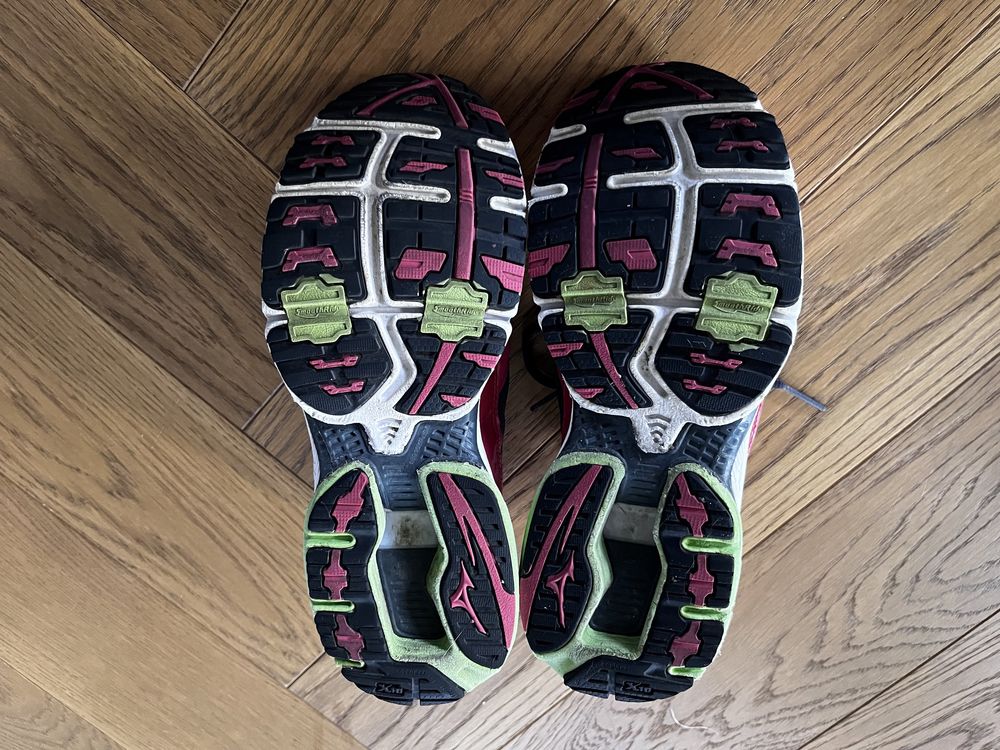Buty do biegania MIZUNO Wave Rider 16. Jak nowe!!