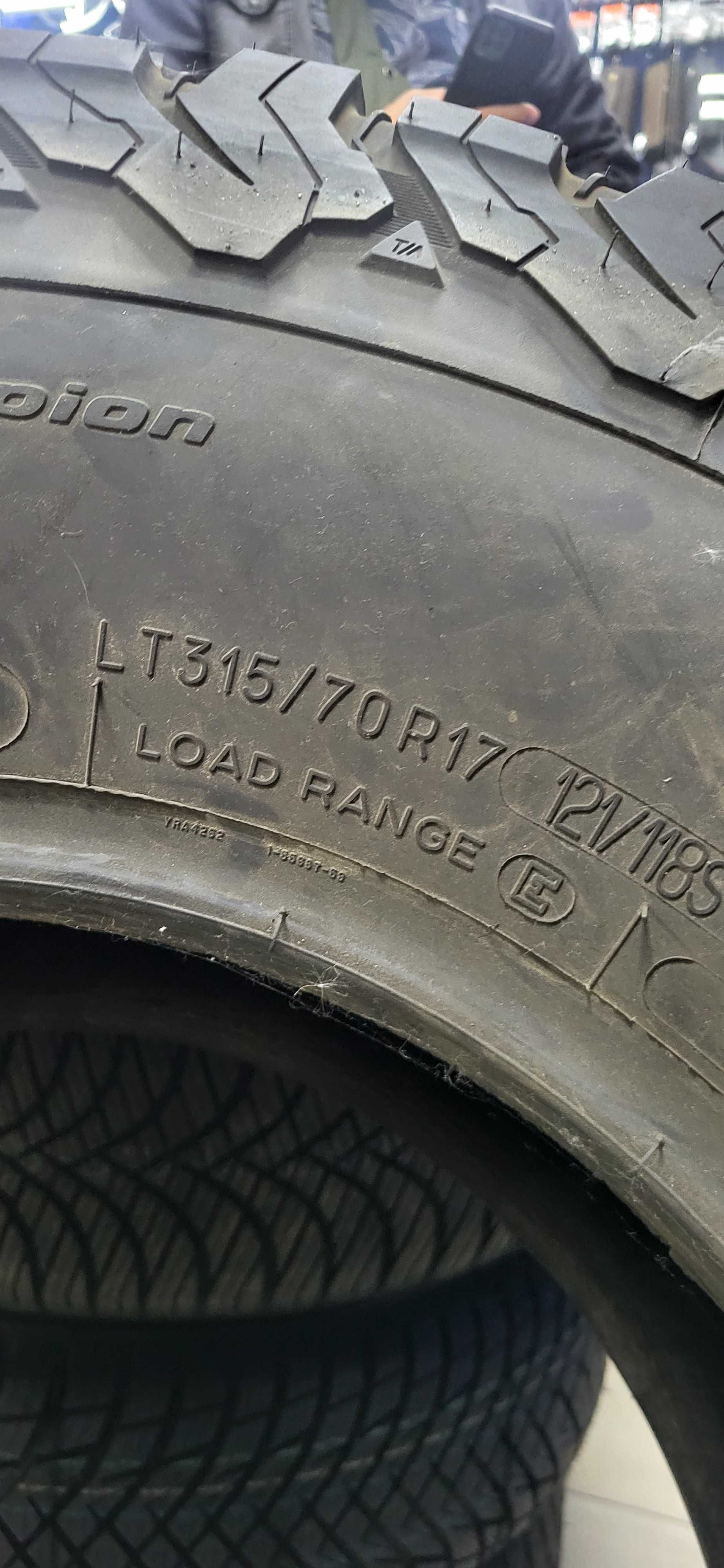 BFGoodrich 315/70 R 17  в комплекте 5 шт