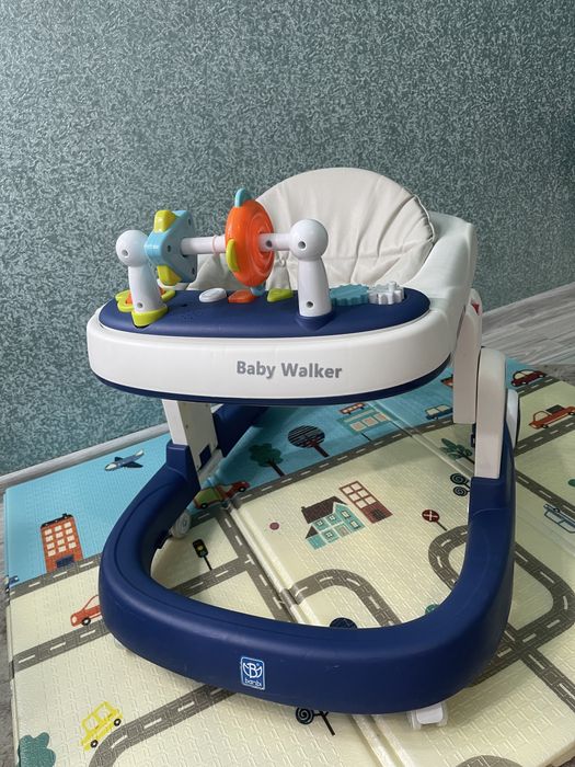 Дитячі ходунки Baby Walker Bambi  Біло-синій