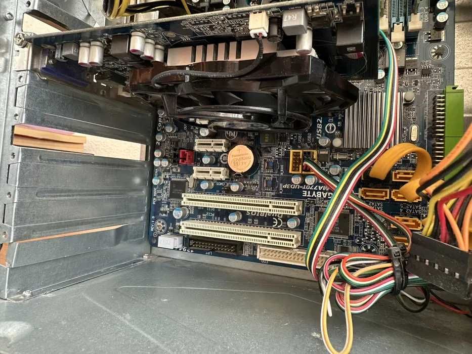 Процесор AMD Phenom II X4 965