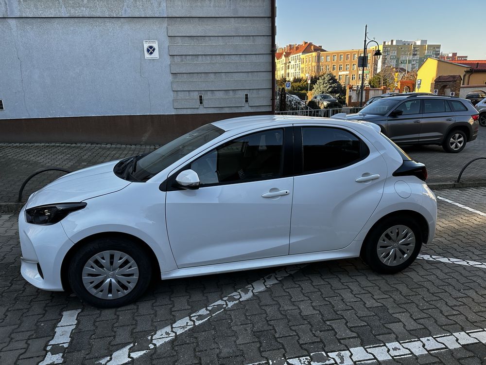 Toyota Yaris 1.5 VVT-i 125koni salon Polska