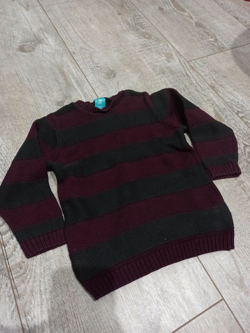 Sweterek rozmiar 104