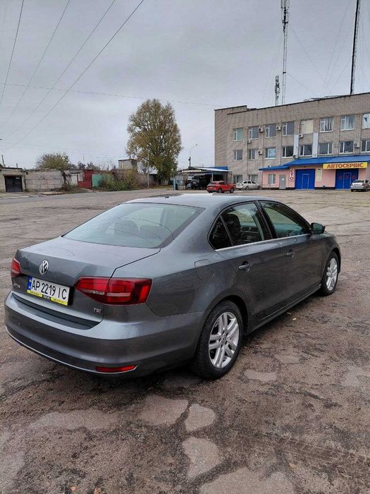 Продаж авто Volkswagen Jetta 2017 — у чудовому стані