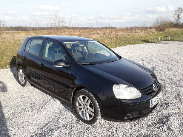 Volkswagen Golf V 1.9 TDI 105 km 2008 r.