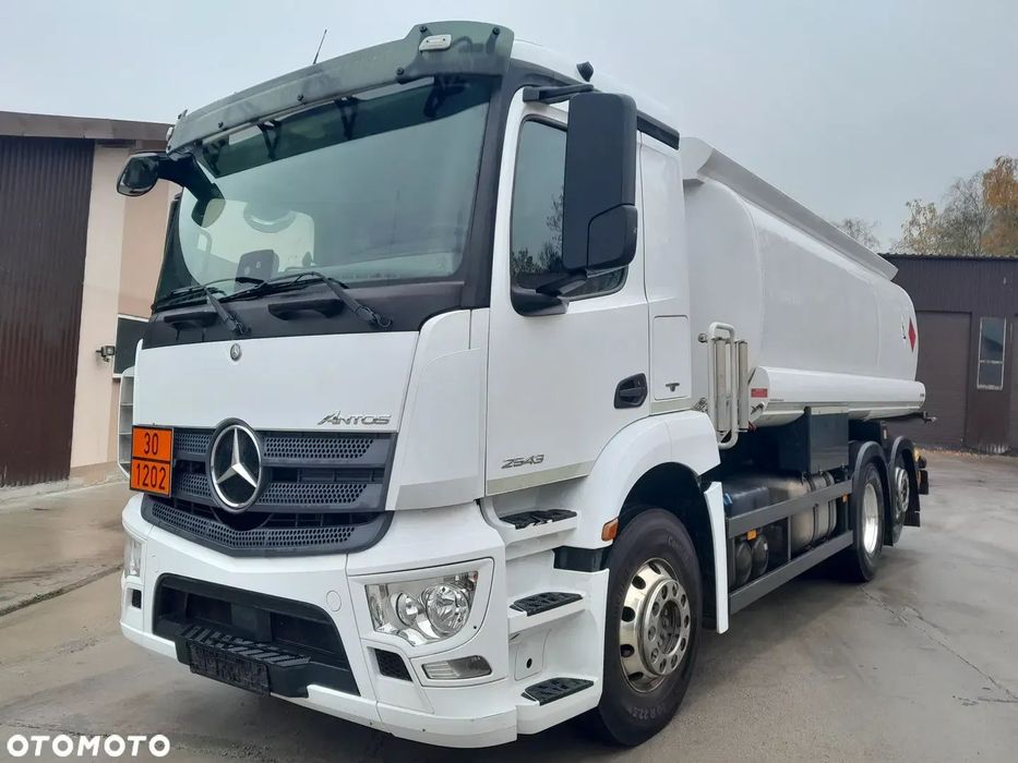 Mercedes-Benz Antos  2543 z Niemiec