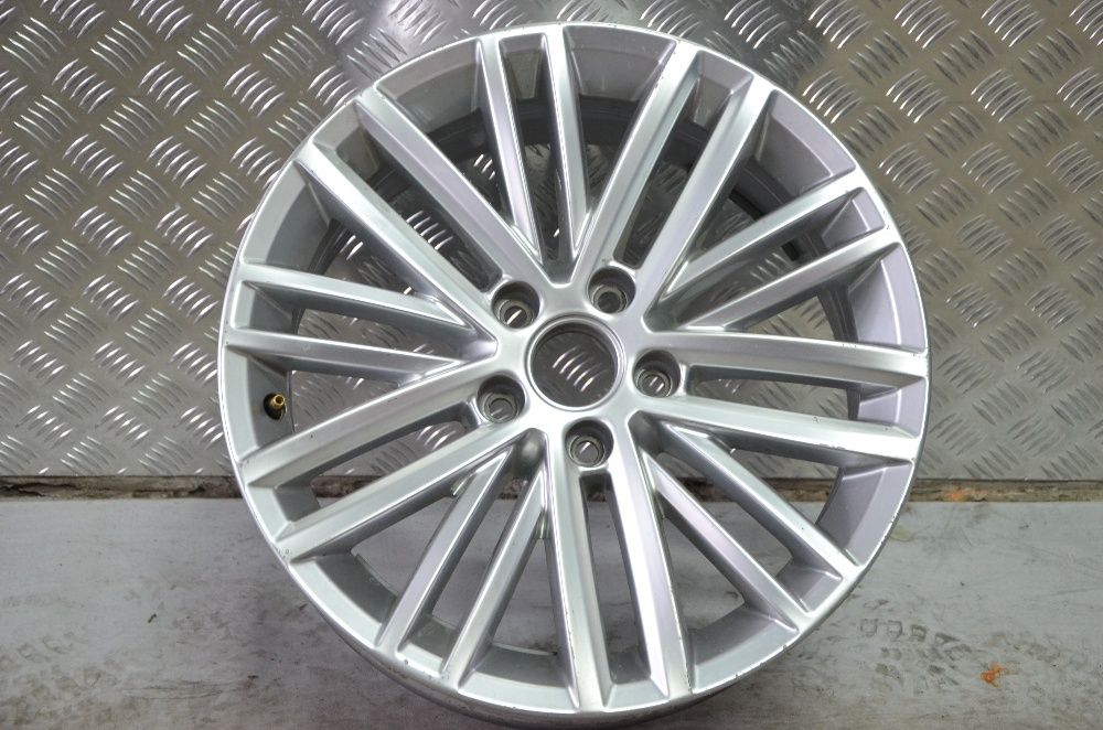 Felga VW 5N0 7Jx17 5x112 ET43 Adax Koźle
