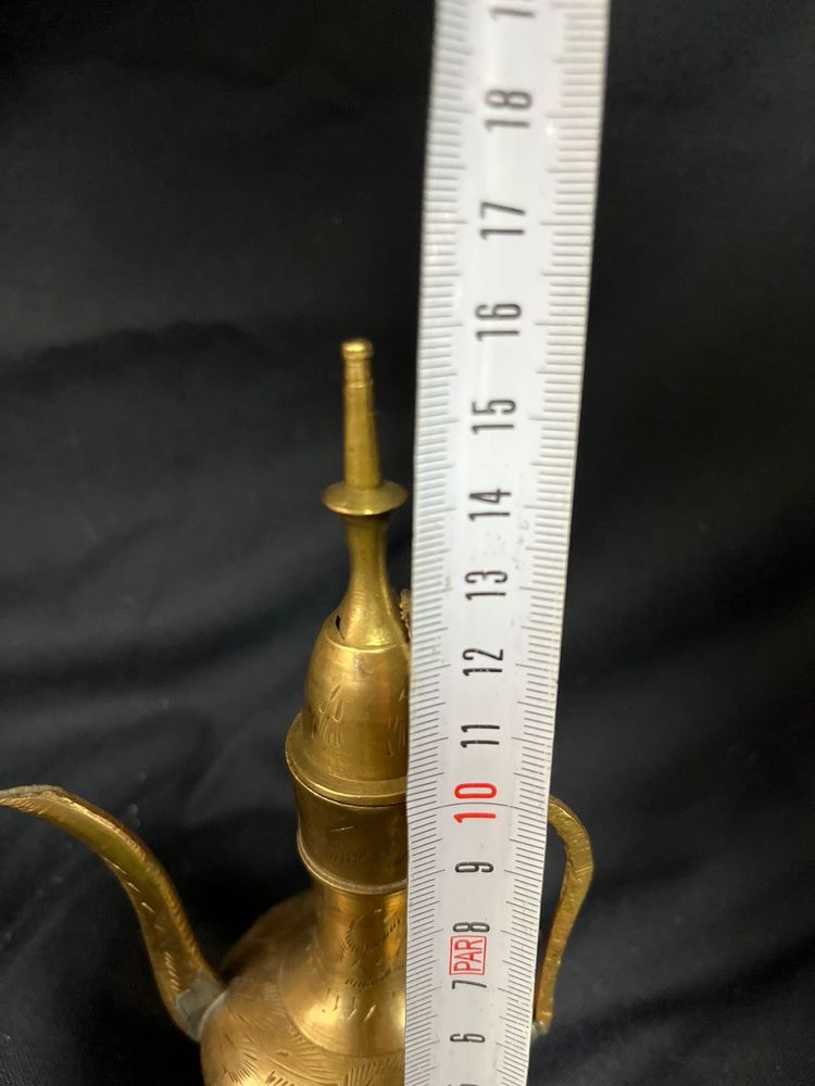 Bules em cobre com varios tamanhos