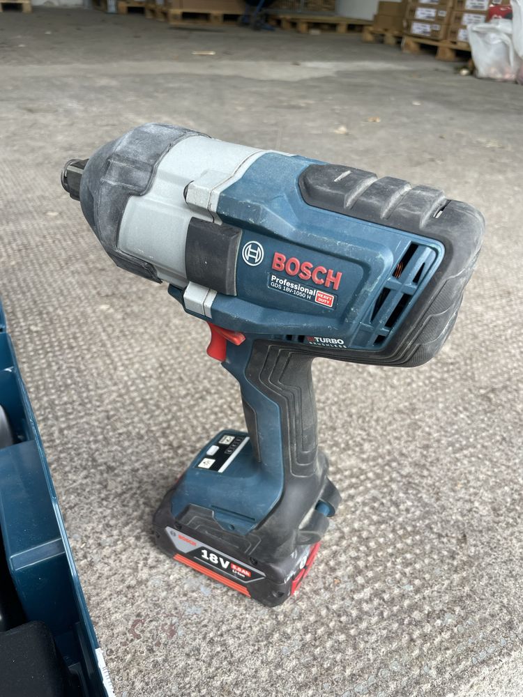 Akumulatorowy klucz udarowy GDS 18V-1050 H BOSCH Professional