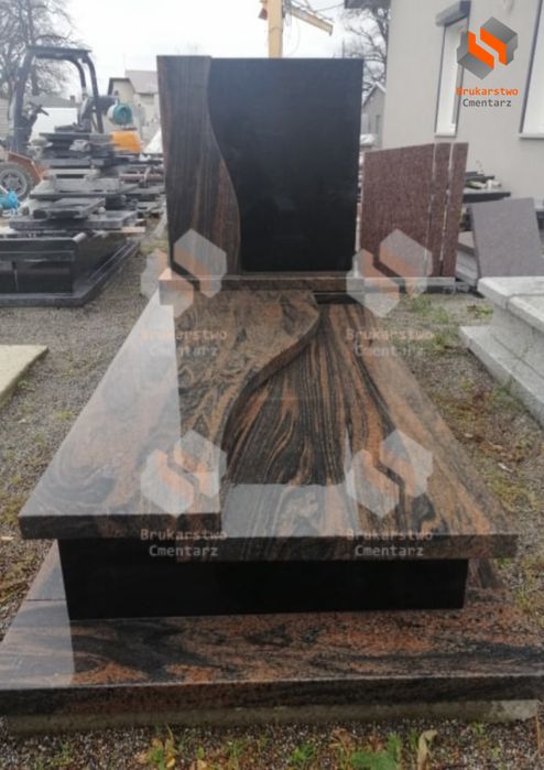 Sprzedam Nowy pomnik  , cena wraz z montażem