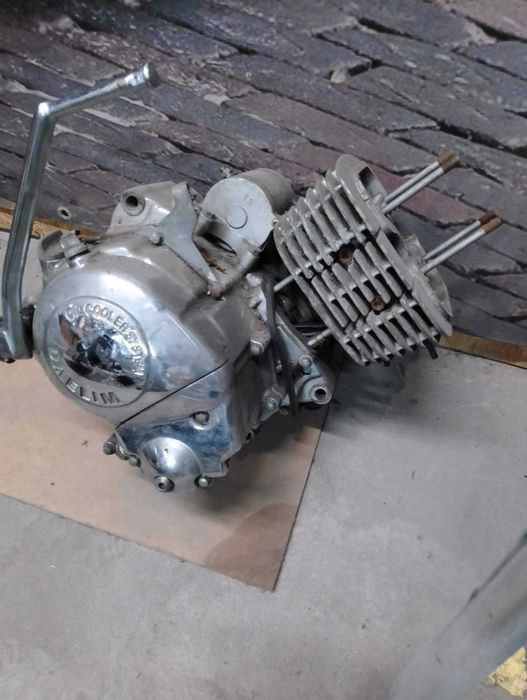 Daelim Daystar .VT.125.czesci silnika .Inne