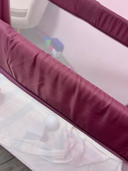 Продам манеж в отличном состоянии