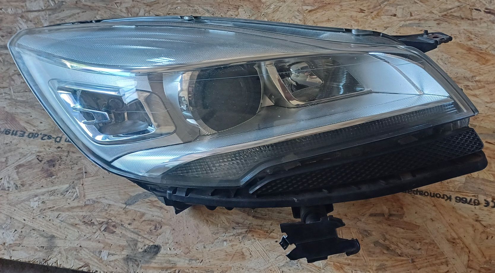 Lampy Xenon Ford Kuga Mk 2 Prawa/Lewa