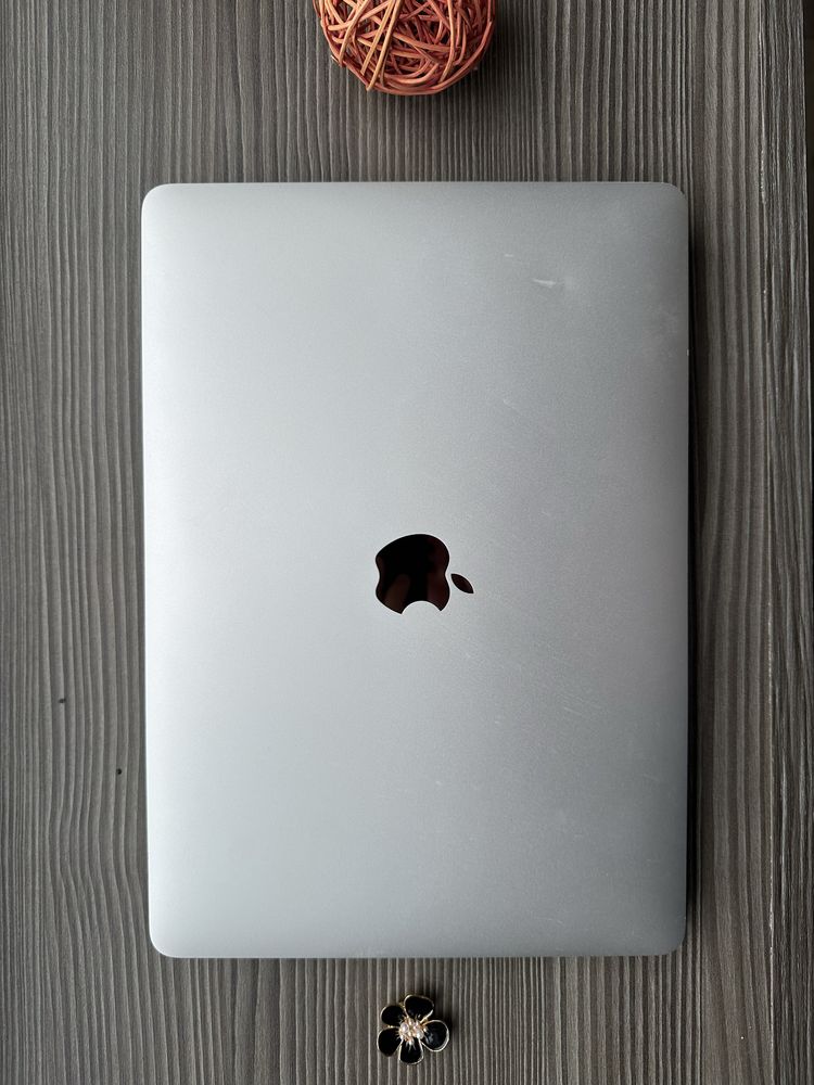 Macbook Air M1, 13” официальный украинский