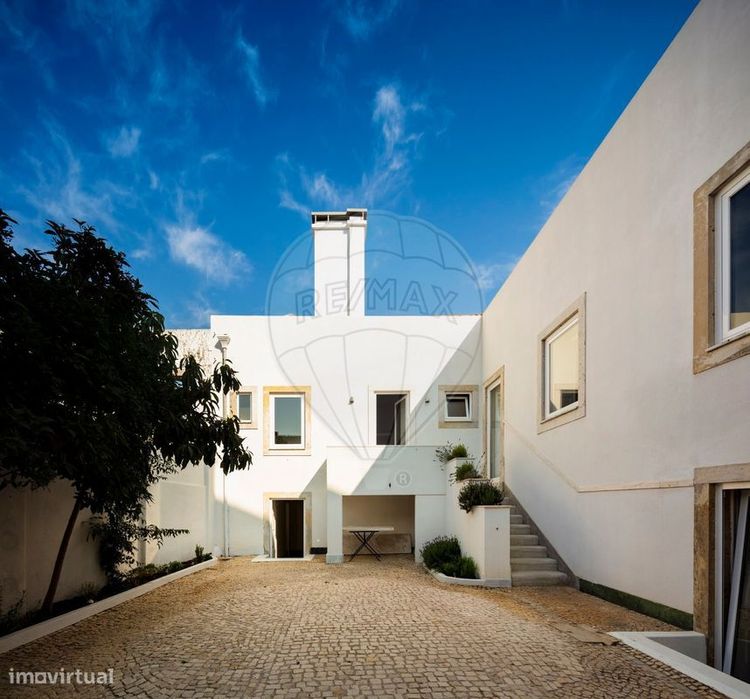 Moradia T9 para venda