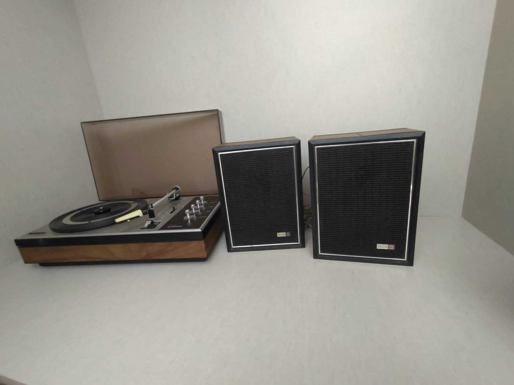 [Vintage] Gira-discos e colunas Philips