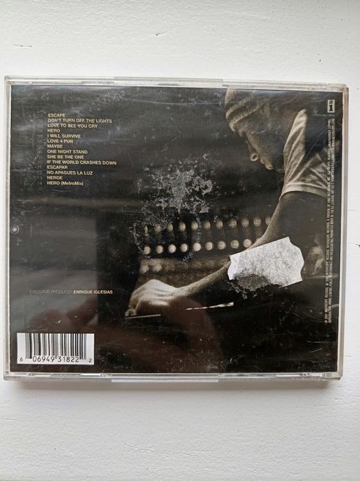 CD Henrique Iglesias - escape
