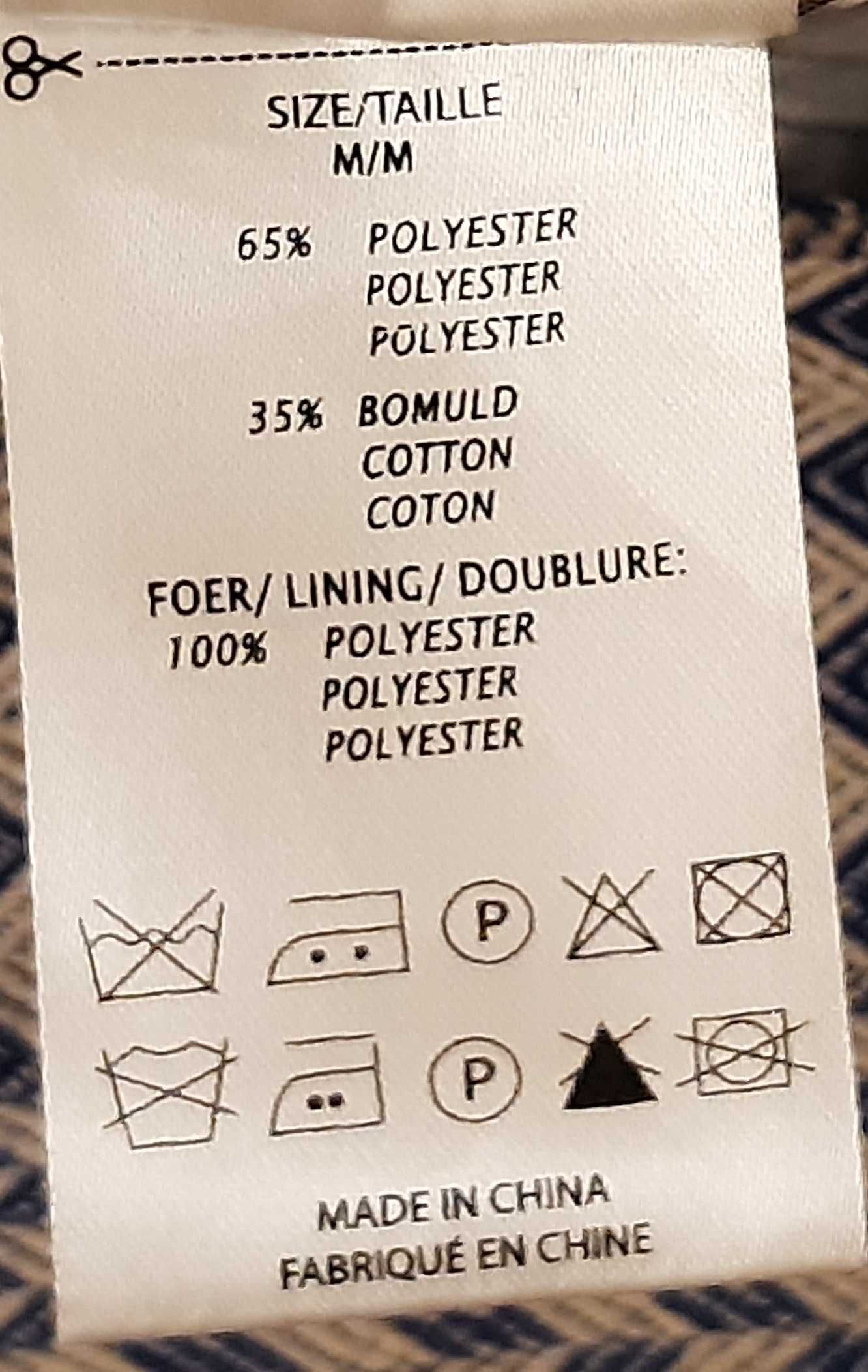 Płaszcz w biało niebieską jodełkę