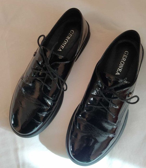 Туфлі жіночі на низькому ходу з подарунком