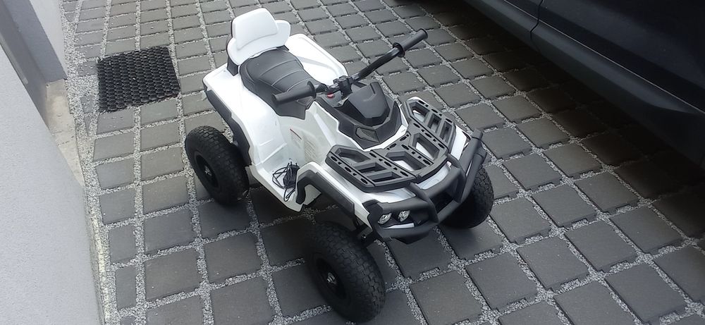Quad na akumulator Lean Toys