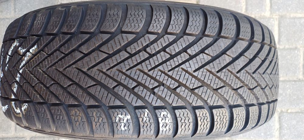 PIRELLI 205/55R16 91H , pojedyńcza opona zimowa.