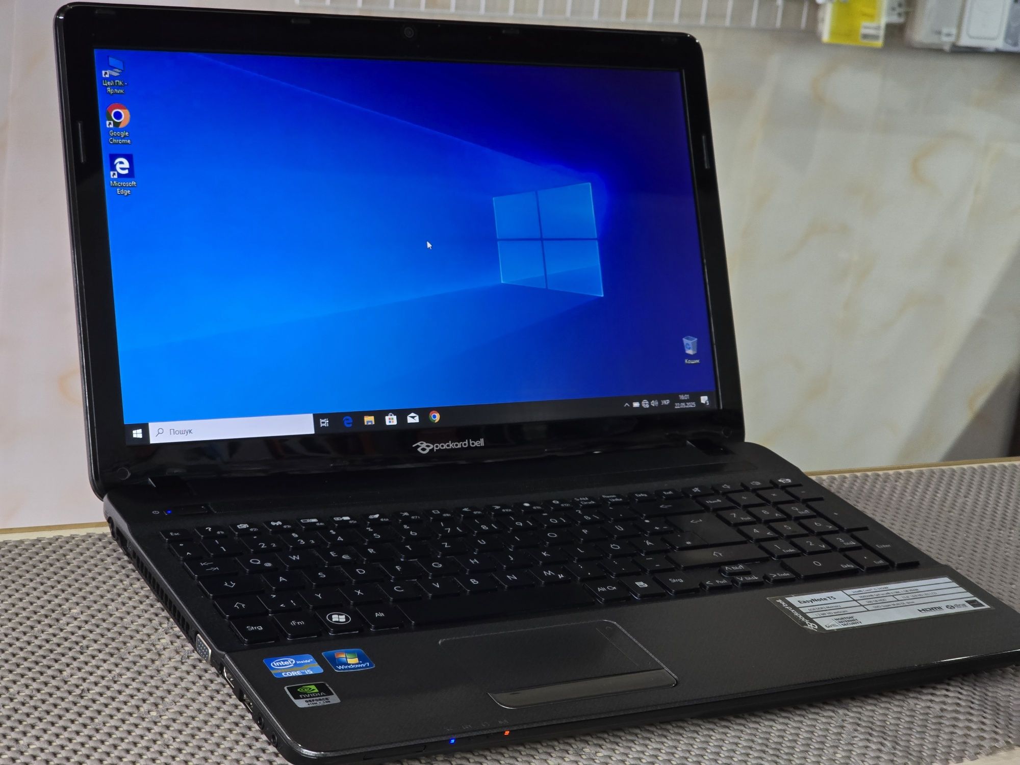 Ноутбук Acer 15.6 HD / Intel I5-2550m / GT 610M / 6GB/ 120GB SSD