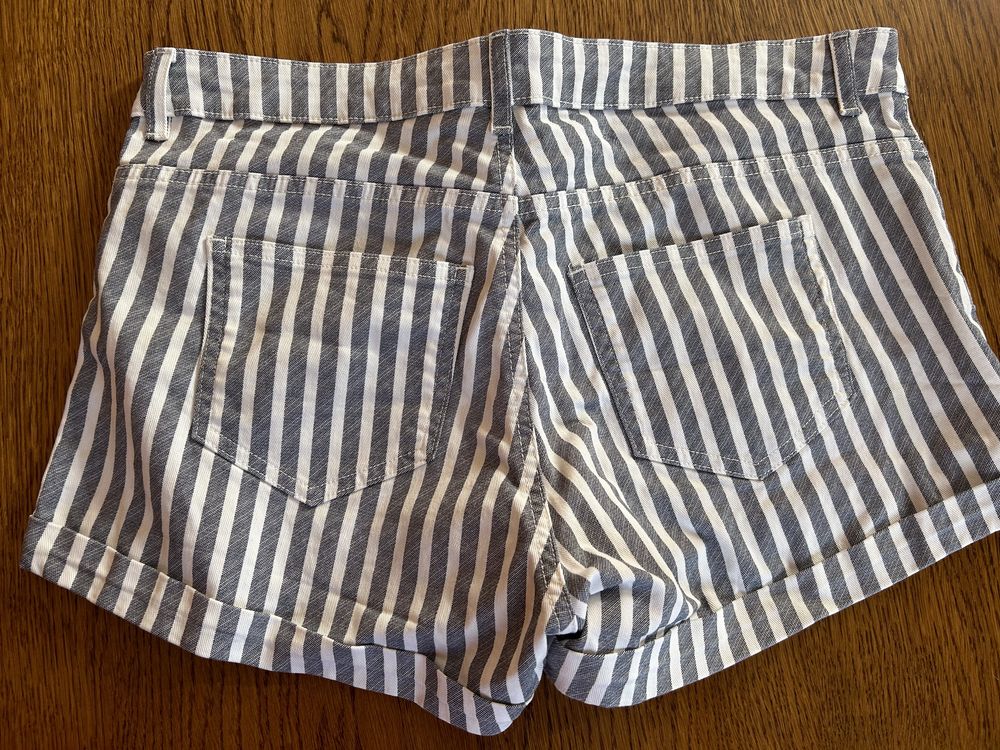 Spodenki H&M damskie paski nowe M 38