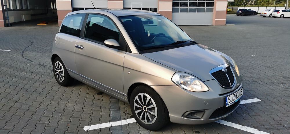 Lancia Ypsilon 1.4benz. Klimatronik. Przebieg 97tys.kmm