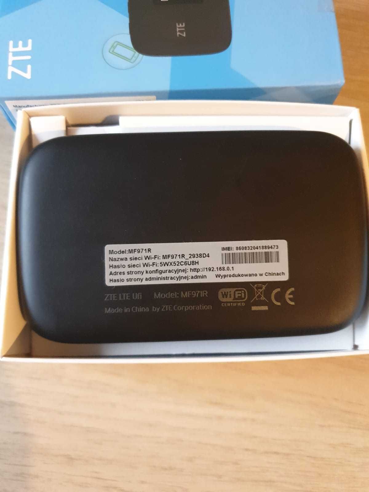 Router jest nowy.  Kupiłem go w play i nie używałem.
