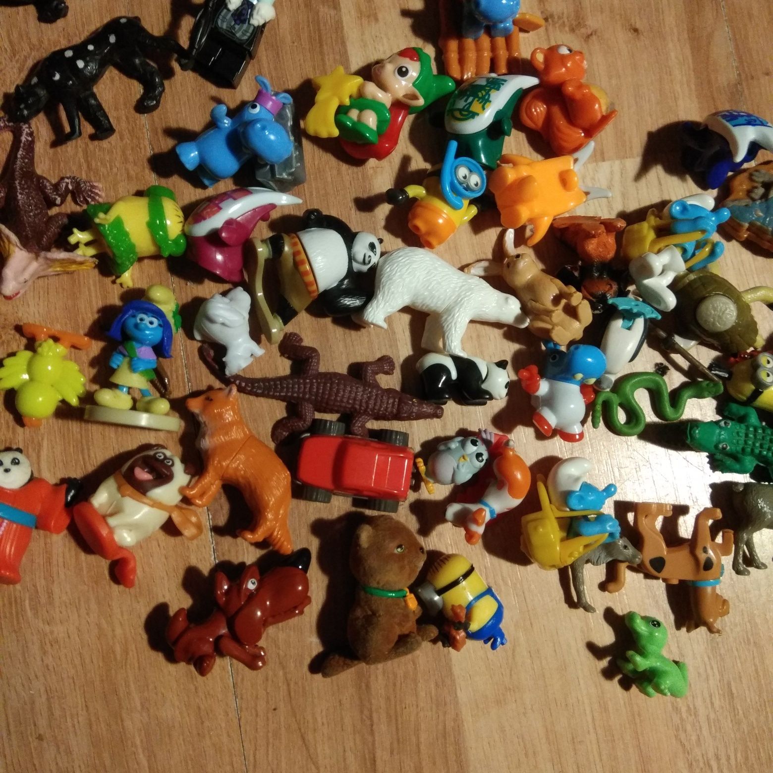 50 figurek wysyłka olx