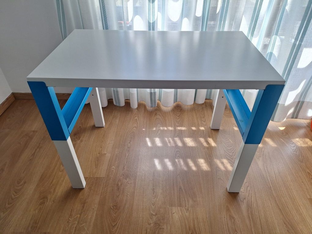 Secretaria IKEA criança
