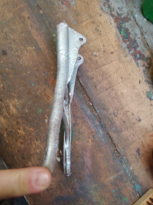 Nóżka centralna jawka mustang jawa kaczka 50 stopka