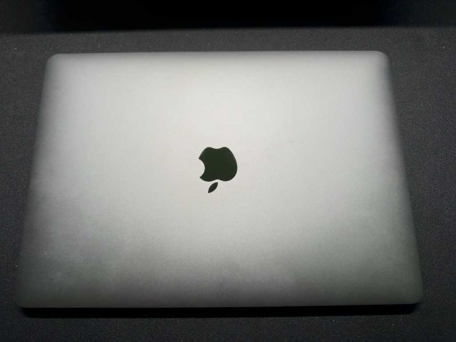 MacBook Pro 13 M1 [2020] 16GB RAM 256 GB SSD TouchBar
