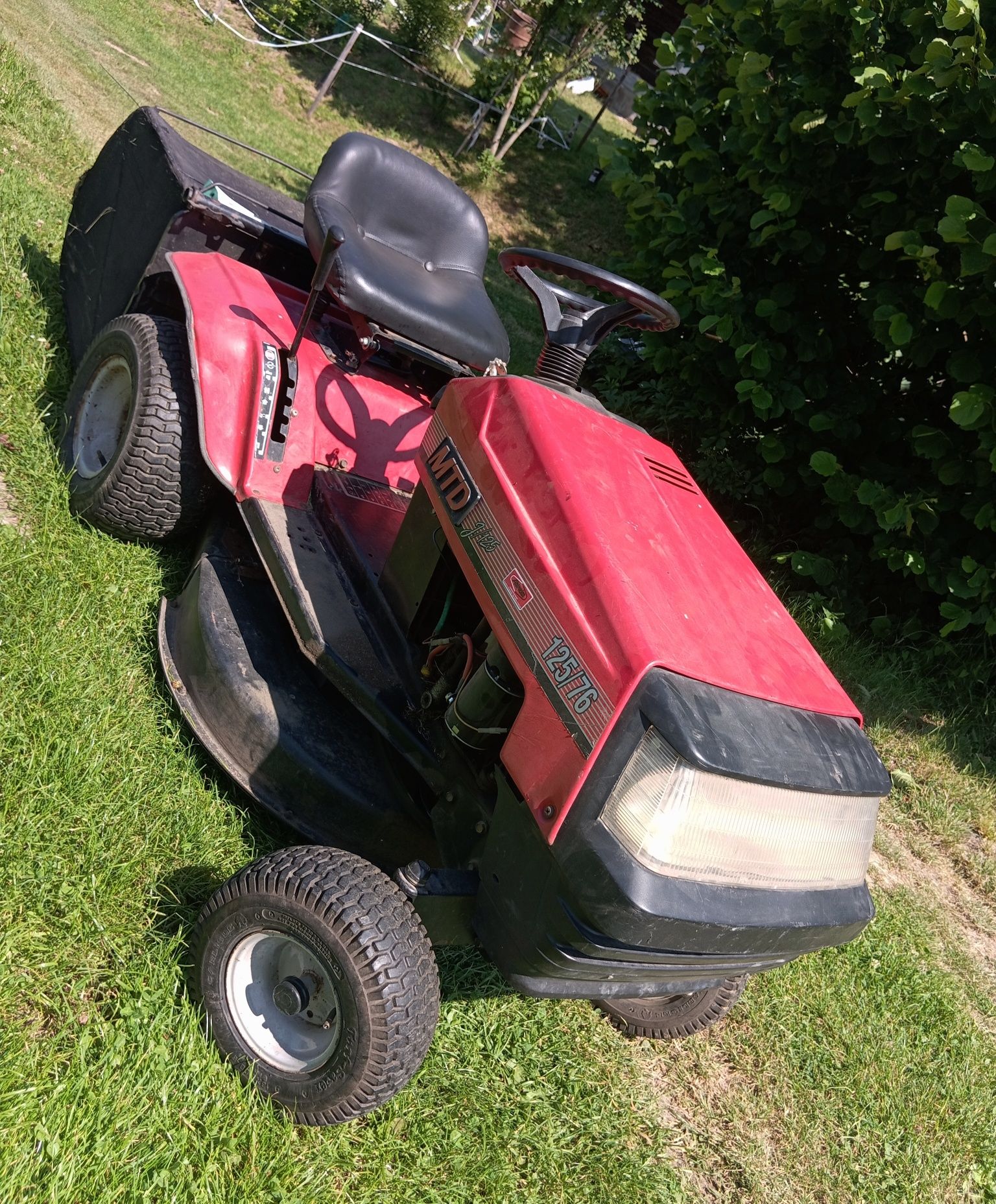 Traktorek kosiarka z koszem MTD 125/76 briggs&stratton 12.5