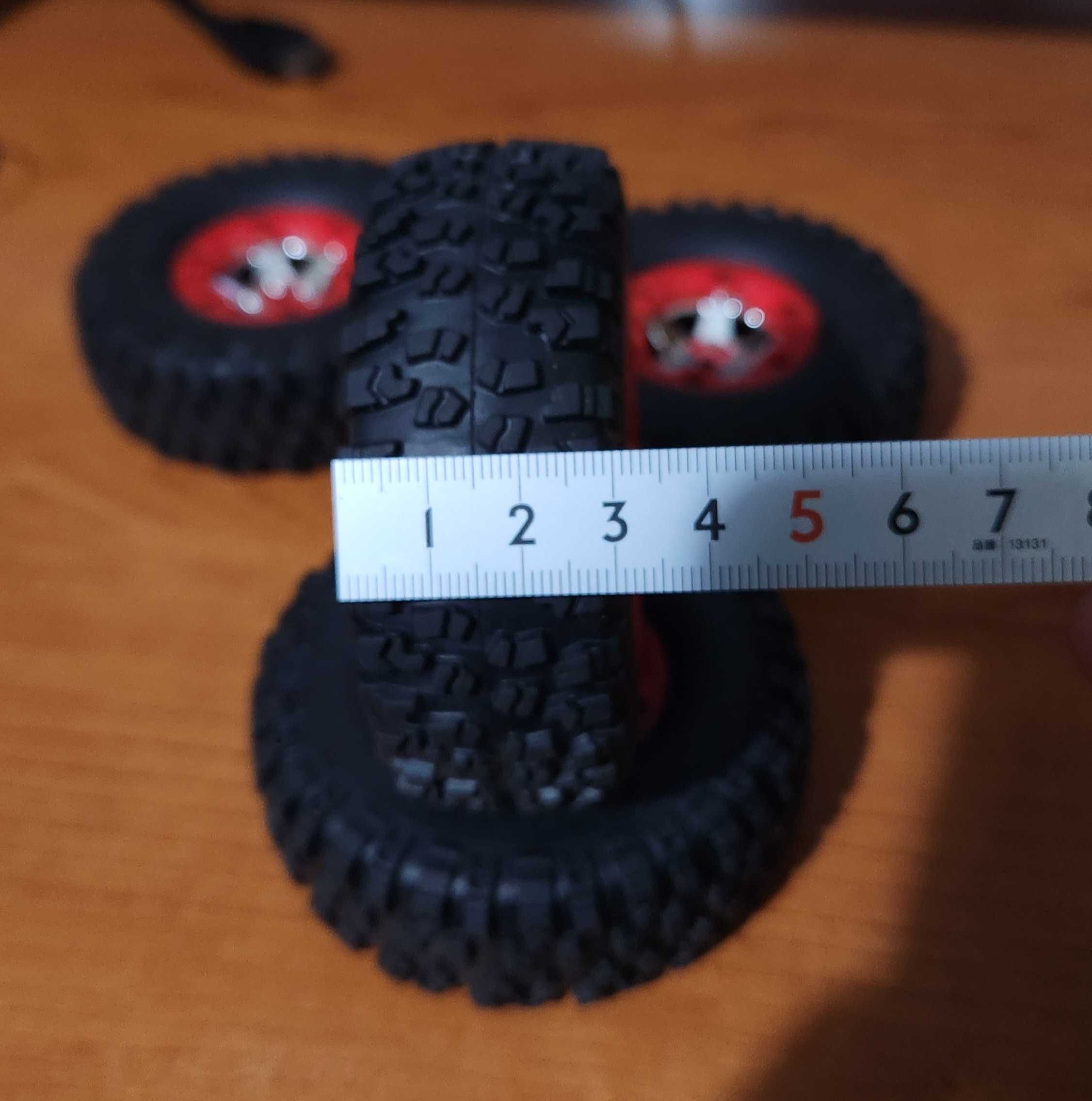 Pneus RC WLToys 1/12
