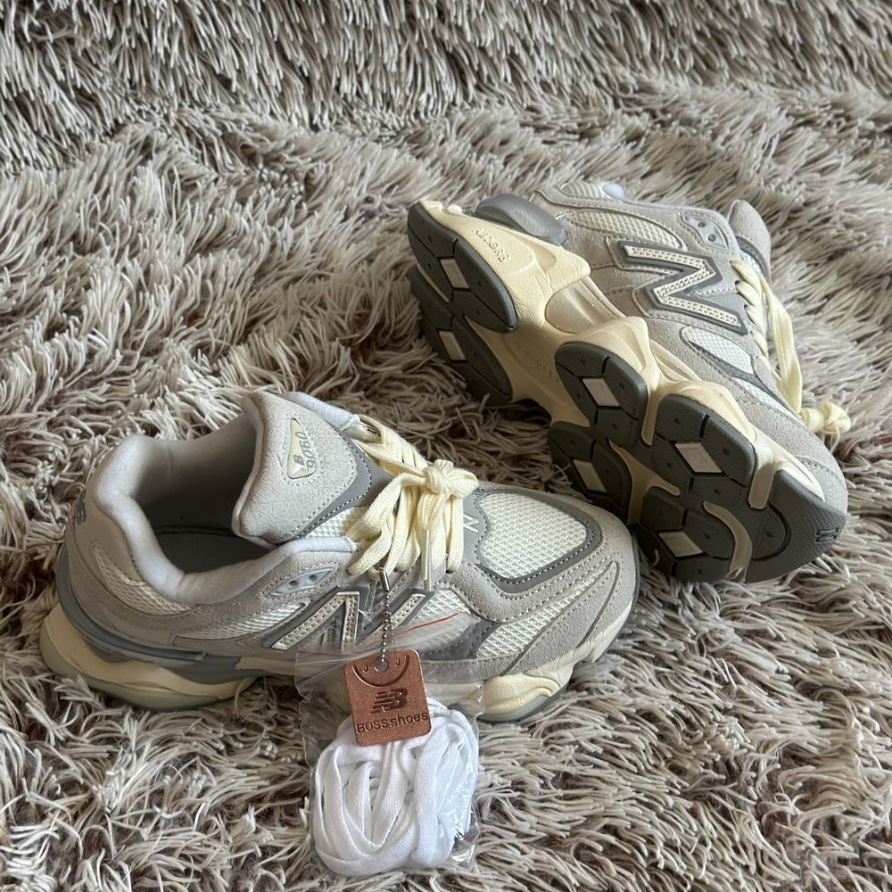 Кросівки New Balance 9060 жіночі нью беленс 36