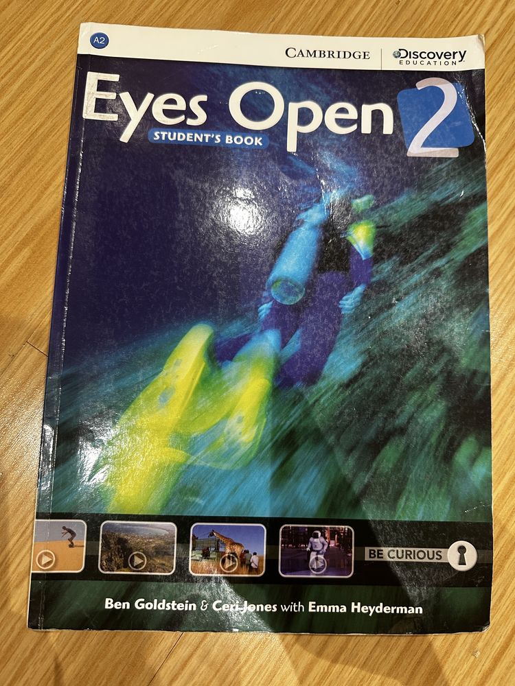 Livros “Eyes Open Level 2 - Cambridge INGLÊS