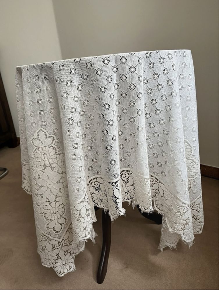 Toalha de mesa renda