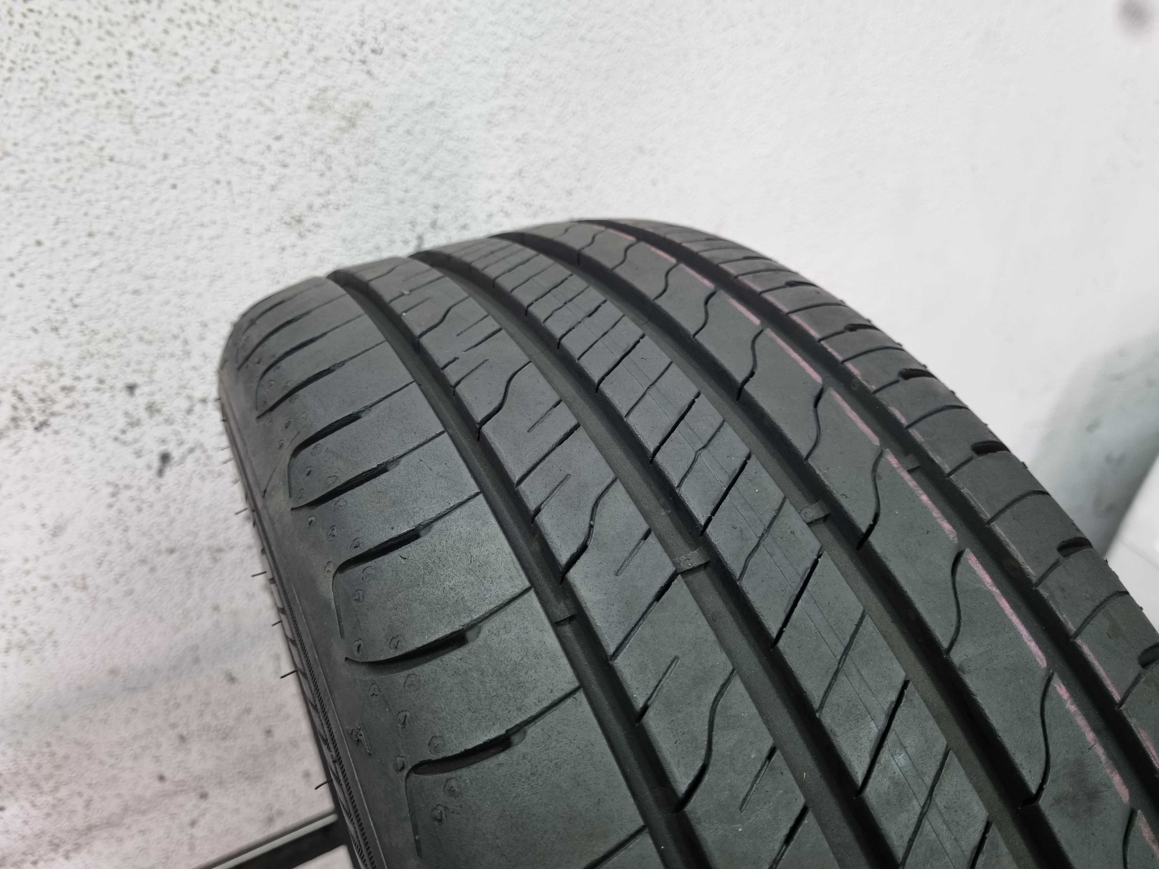 205/55/16 91V Goodyear Efficient Grip Preformnce 2 Dot.0523R