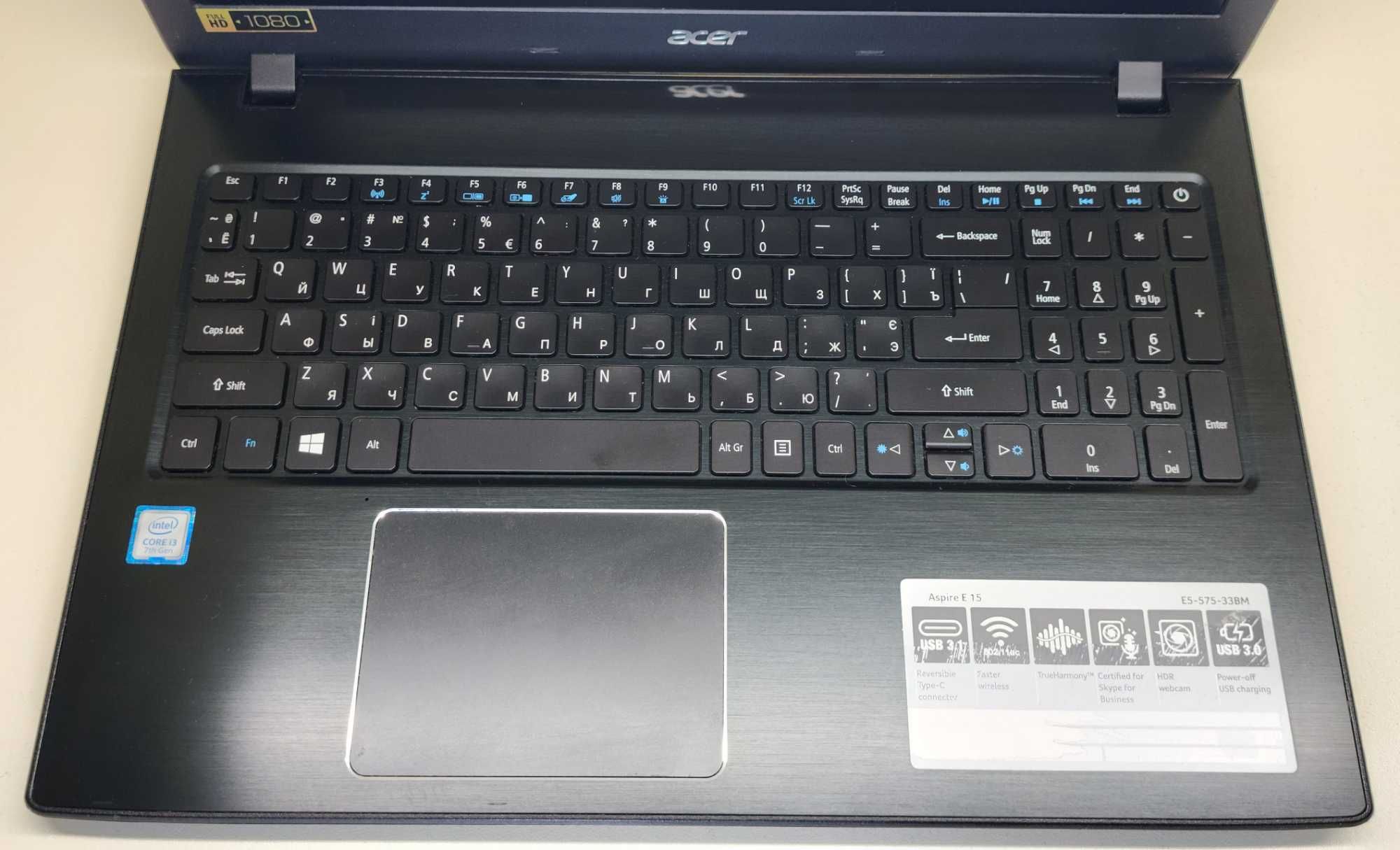 Ноутбук Acer Aspire E5-575 i3-7100u/8gb/128gb/15.6 FHD/WIN 10Pro