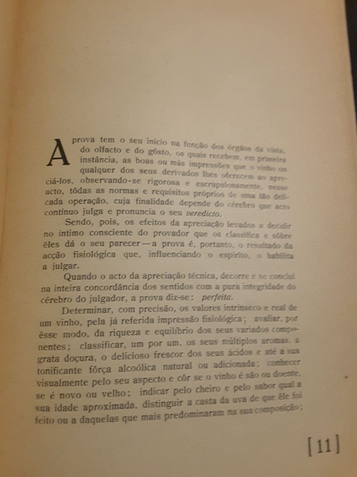 Sobre a Arte de Provar (1943) / Chocolate Alimento dos Deuses.