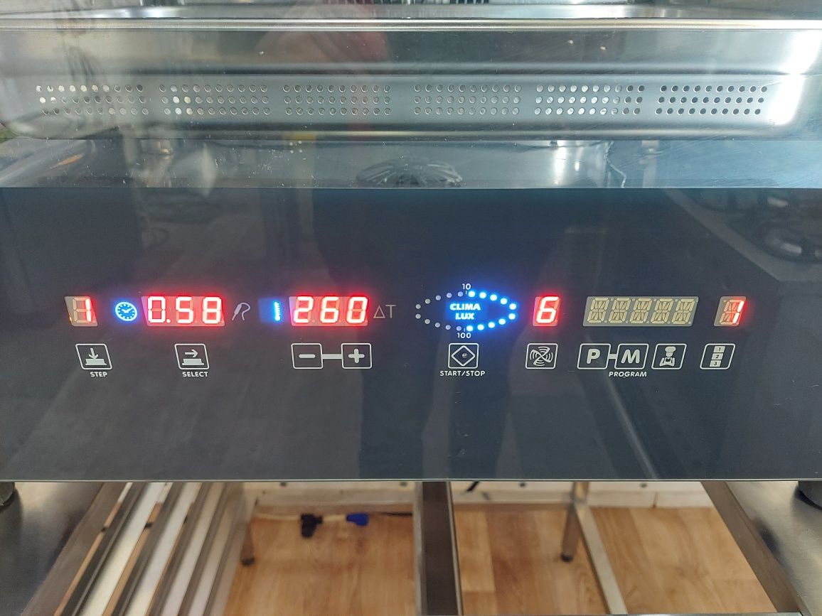 Пароконвектомат UNOX XVC 305E 5рівнів