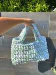 Bolsas em crochet feitas à mão