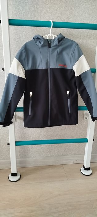 Куртка на флісі softshell