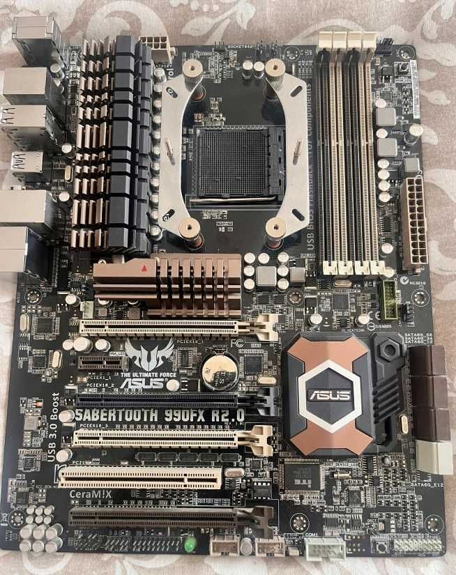 TUF GAMING - Motherboard Sabertooth 990FX R2.0