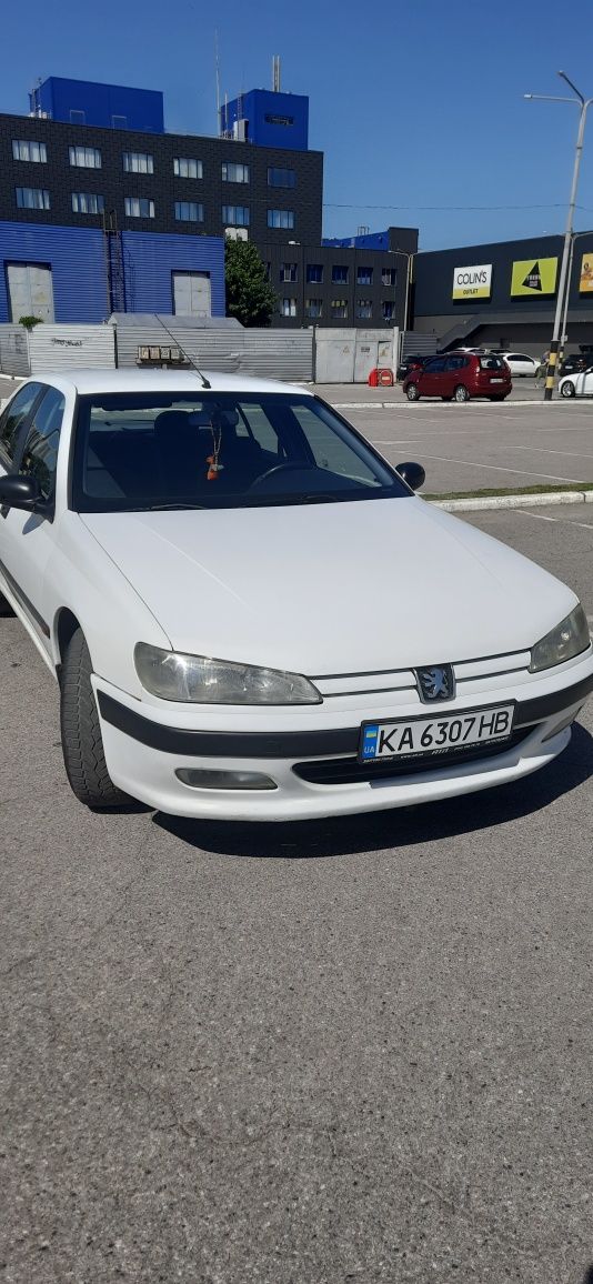 Продаю Peugeot 406 бензин