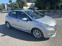 Peugeot 208 1.4 hdi maly przebieg 136000km