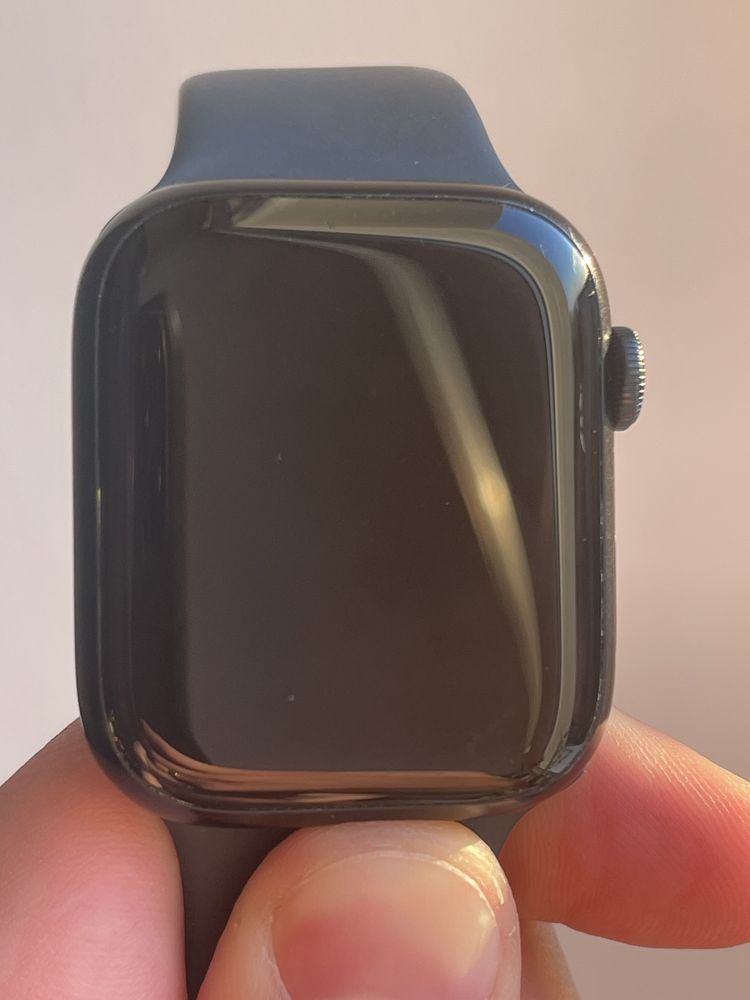 Продам Apple Watch 7 45mm,